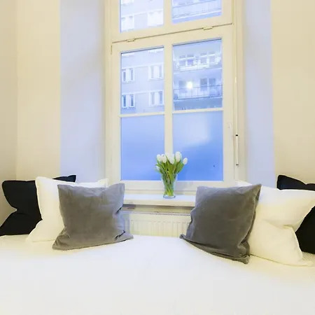 Apartament W Centrum - Okolice Placu Bema - 6 Osob